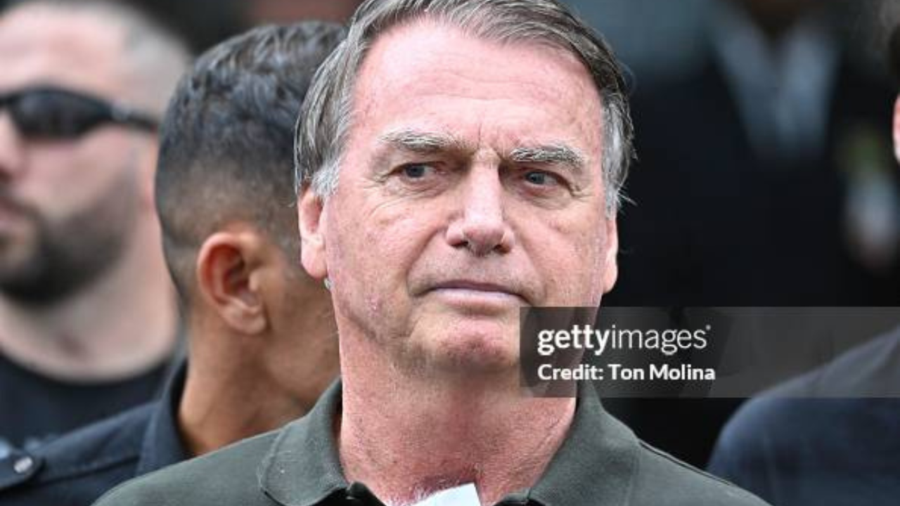 Ex-presidente Jair Bolsonaro | Reprodução /Ton Molina/Getty Images Embed