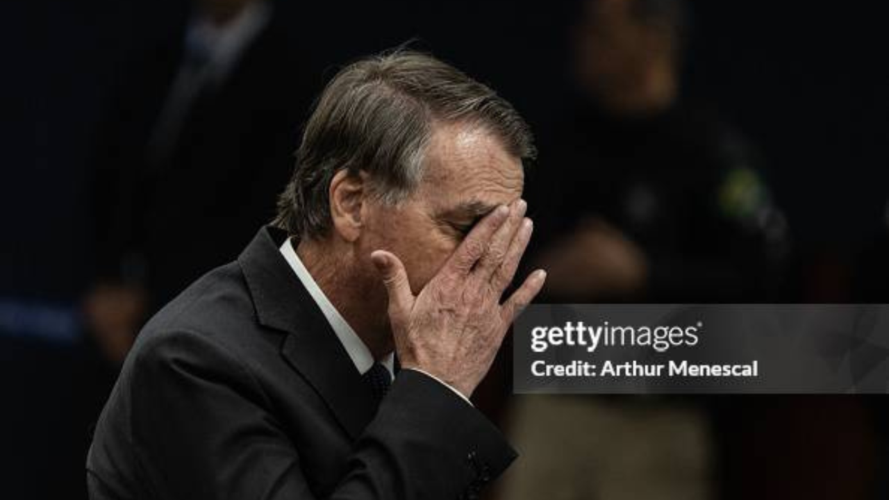 Jair Bolsonaro em interrogatório no STF | Reprodução: Arthur Menescal / Getty Images Embed