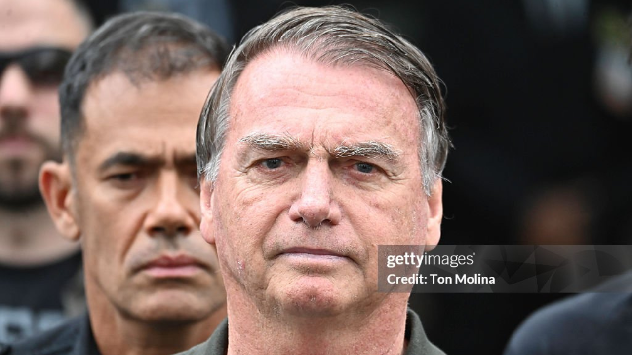 Foi decretada prisão preventiva de Bolsonaro | Reprodução/Ton Molina/Getty Images Embed