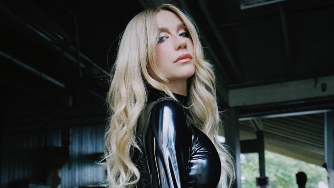 Kesha é confirmada para show no pré-carnaval de 2026 no Brasil