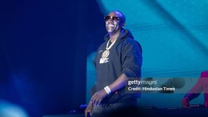 Akon é preso por faltar audiência