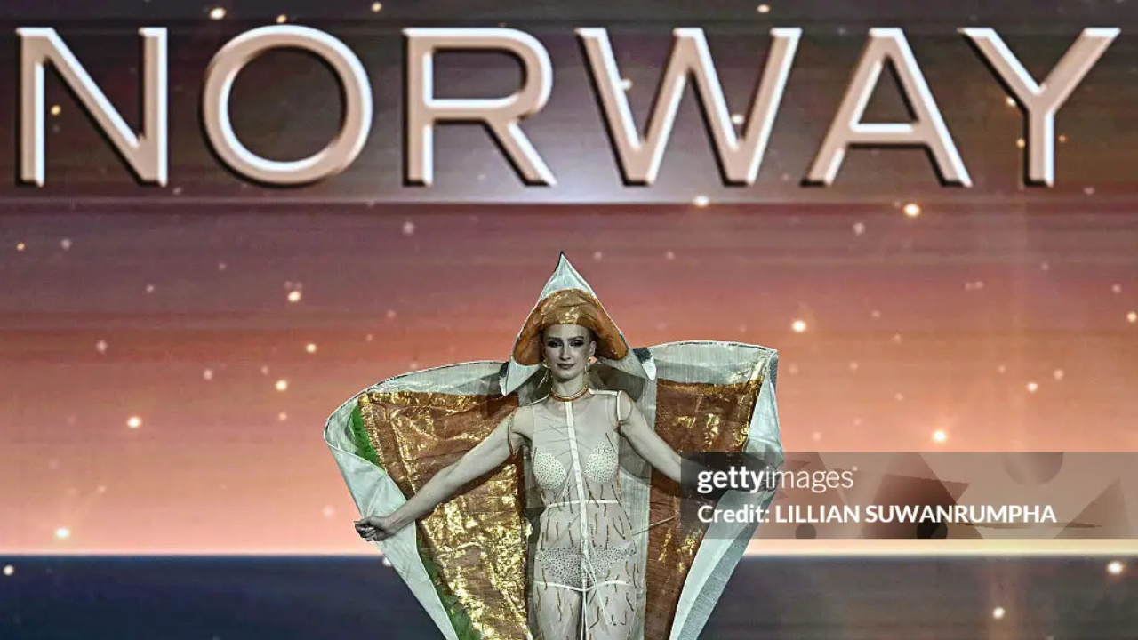 Miss Noruega, Lorena Leonora Lysglimt  l
Reprodução/ LILLIAN SUWANRUMPHA/AFP /  Getty Images Embed