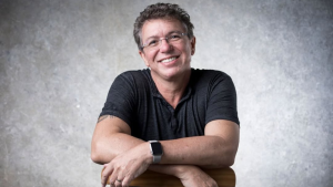 Boninho anuncia novo reality show sem ex-celebridades nem subcelebridades