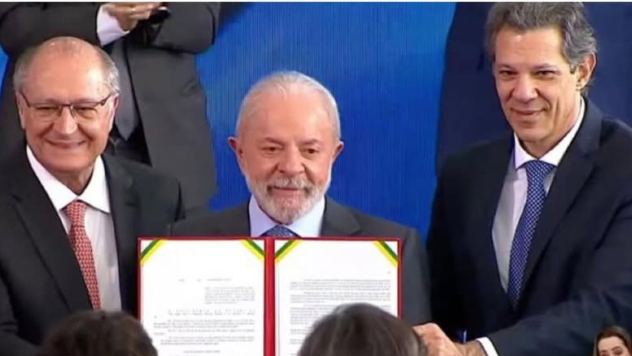 Lula | Reprodução/Instagram/@rainhamatos/@govbr