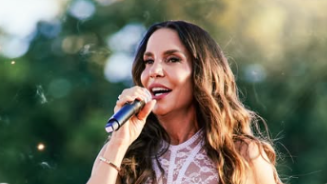 Ivete Sangalo em apresentação em Salvador, na Bahia | Reprodução/Instagram/@ivetesangalo